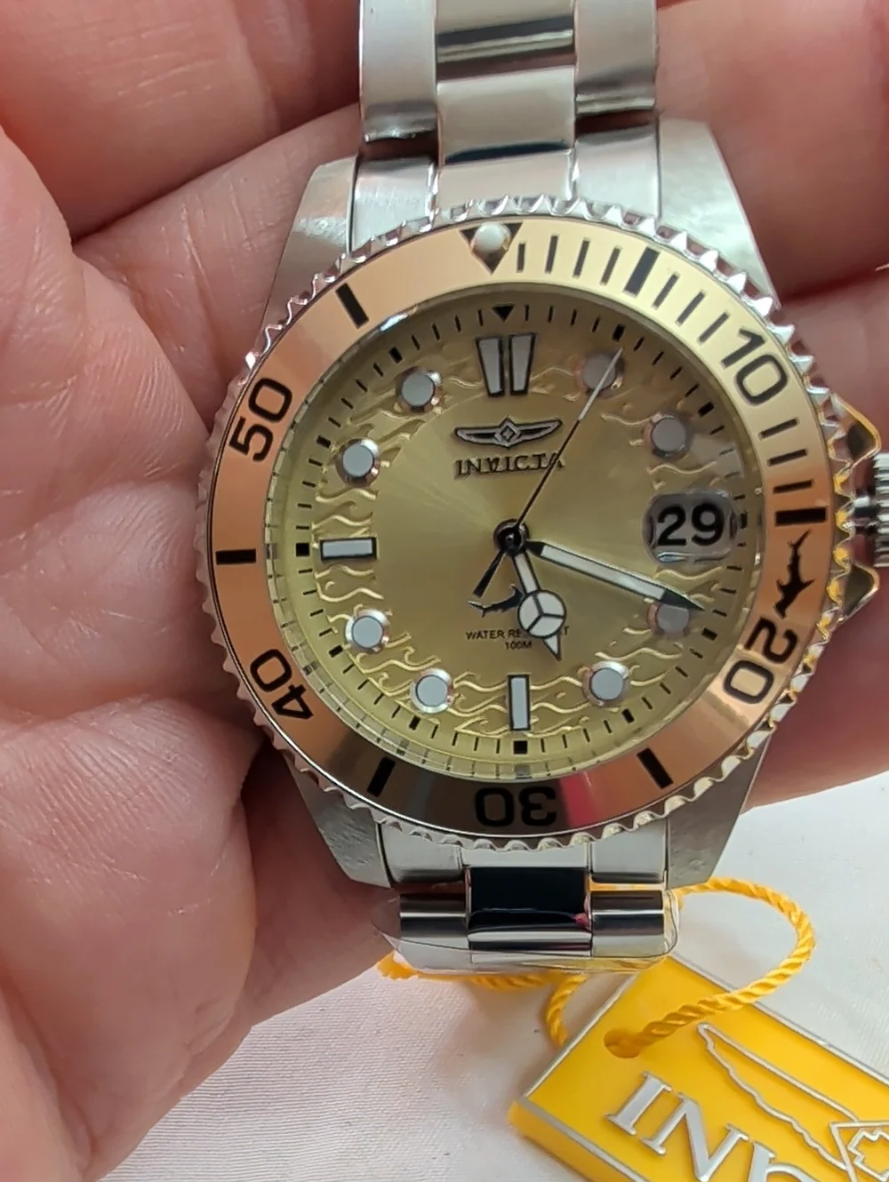 NWT Invicta Pro Diver 34mm Women’s Stainless Steel Watch – Champagne/Gold Dial